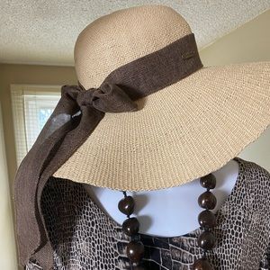 Meet your Posher, Shirley